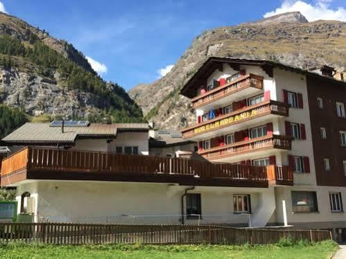 Rhodania Leukerbad Buitenkant foto